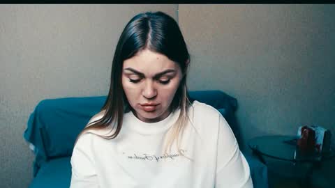 magic_katarina_ online show from October 2025 10:12:01 AM