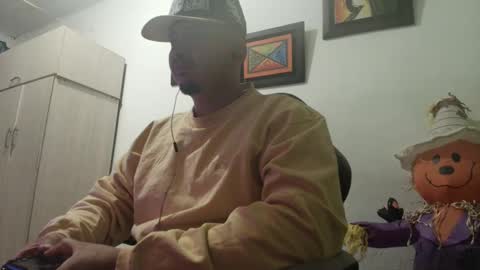 Snapshot of magic_milk23 chatting on October 2025 05:28:02 AM magic_milk23 online show from October 2025 05:28:02 AM