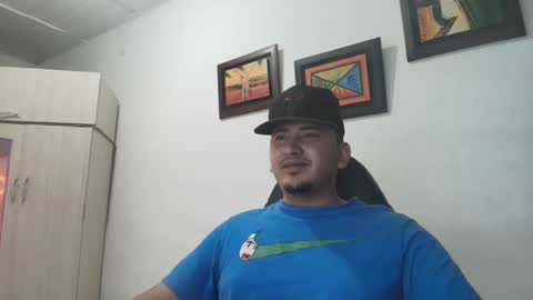 Snapshot of magic_milk23 chatting on October 2025 08:05:02 AM magic_milk23 online show from October 2025 08:05:02 AM