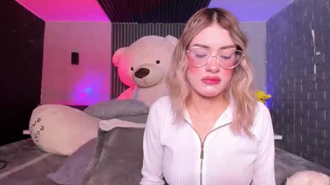 Snapshot of magic_rouse chatting on March 2026 05:24:01 AM M Rss online show from March 2026 05:24:01 AM