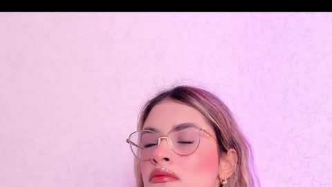 Snapshot of magic_rouse chatting on April 2026 12:36:01 PM M Rss online show from April 2026 12:36:01 PM