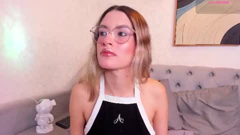 Snapshot of magic_rouse chatting on June 2026 01:54:02 PM M Rss online show from June 2026 01:54:02 PM