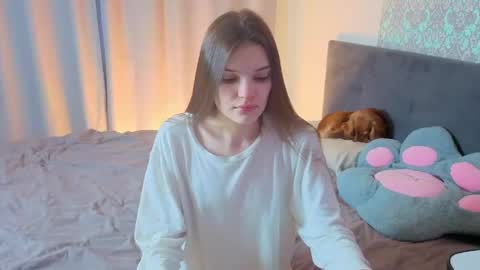 Snapshot of magic_shy chatting on May 2026 01:47:01 AM Merry online show from May 2026 01:47:01 AM