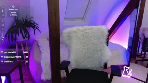 Snapshot of magic_zooey chatting on December 2024 09:41:02 PM Zooey online show from December 2024 09:41:02 PM