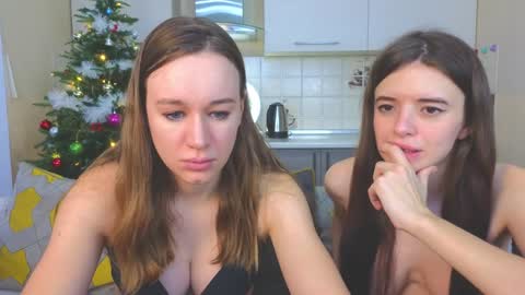 Snapshot of magical_mermaids chatting on January 2025 10:37:01 AM Alice online show from January 2025 10:37:01 AM