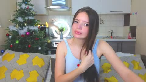 Snapshot of magical_mermaids chatting on January 2025 12:56:01 PM Alice online show from January 2025 12:56:01 PM