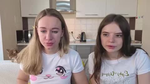 Snapshot of magical_mermaids chatting on October 2025 06:12:02 AM Alice online show from October 2025 06:12:02 AM