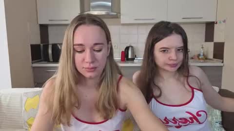 Snapshot of magical_mermaids chatting on October 2025 06:15:02 AM Alice online show from October 2025 06:15:02 AM