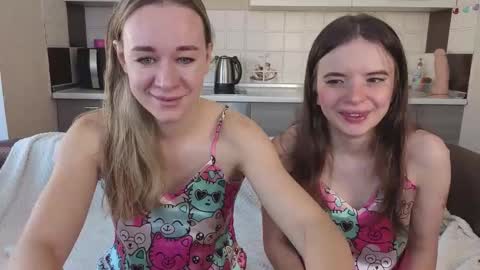 Snapshot of magical_mermaids chatting on November 2025 06:14:02 AM Alice online show from November 2025 06:14:02 AM