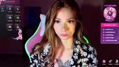 Snapshot of magicladyy chatting on December 2024 11:24:01 PM Angel online show from December 2024 11:24:01 PM