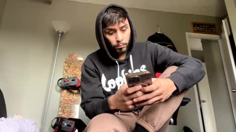 Snapshot of magicmatt230 chatting on December 2024 05:59:01 PM magicmatt online show from December 2024 05:59:01 PM