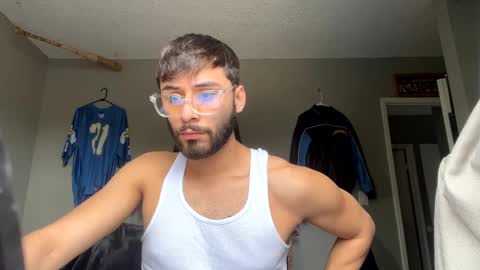 Snapshot of magicmatt230 chatting on February 2025 06:02:02 PM magicmatt online show from February 2025 06:02:02 PM