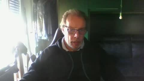 Snapshot of magicomerlino63 chatting on October 2025 11:17:01 AM magicomerlino63 online show from October 2025 11:17:01 AM