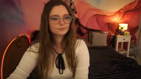 Emily online show from October 2025 07:12:01 AM