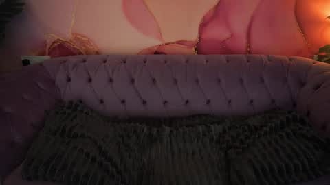 Emily online show from November 2025 01:28:01 PM