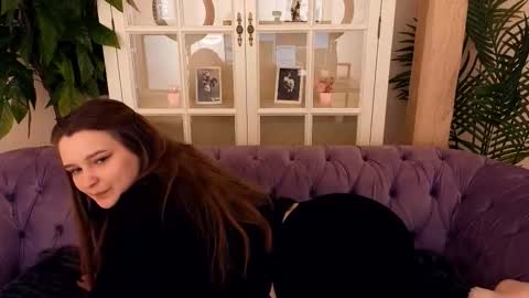 Emily online show from March 2026 09:47:02 PM