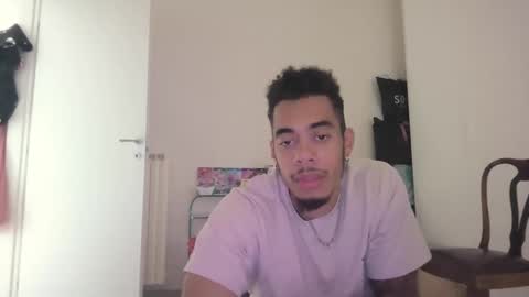 Magicsempai online show from December 2024 12:06:01 PM