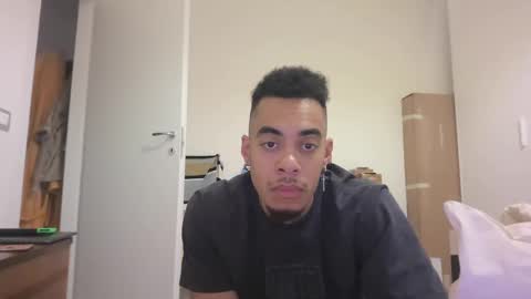 Magicsempai online show from February 2025 12:23:02 PM