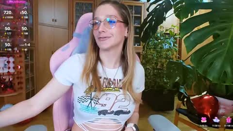 Snapshot of magicstylex chatting on February 2025 05:48:02 AM Nicole online show from February 2025 05:48:02 AM