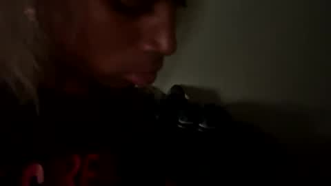 magiicboo online show from November 2025 10:52:01 PM