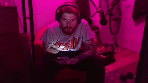 Snapshot of magnetic77slav chatting on October 2025 01:39:01 AM magnetic77slav online show from October 2025 01:39:01 AM