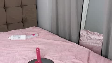 Snapshot of magnificent_angel chatting on February 2025 10:26:02 PM Sasha online show from February 2025 10:26:02 PM