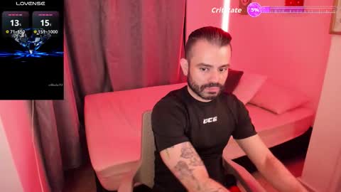     online show from October 2025 02:33:01 AM