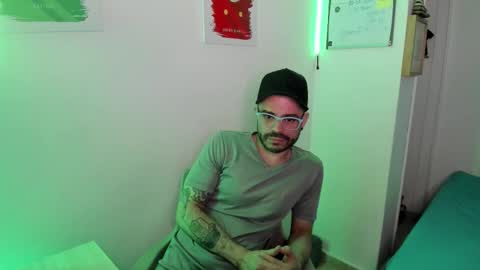 Snapshot of magnus_king chatting on March 2026 10:36:01 PM online show from March 2026 10:36:01 PM