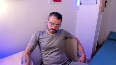 Snapshot of magnus_king chatting on March 2026 10:35:01 PM online show from March 2026 10:35:01 PM