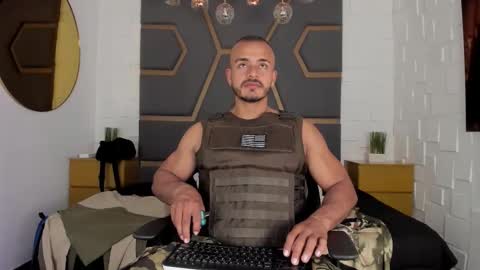 Magnusclark online show from September 2025 06:30:02 PM