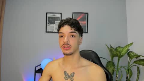 mai_sanchez online show from January 2026 08:40:01 AM