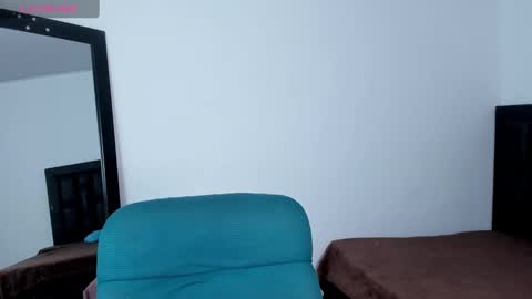 Snapshot of maia_davies chatting on March 2025 02:34:02 PM Maia online show from March 2025 02:34:02 PM