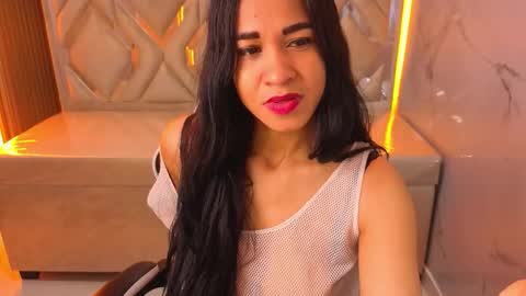 Online 800 to 1400 online show from December 2025 01:06:01 PM