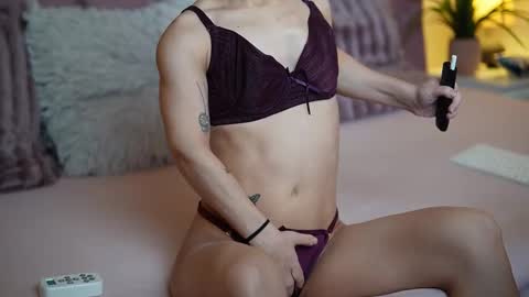  Maia  online show from January 2026 09:31:02 PM