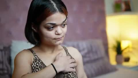  Maia  online show from February 2026 08:57:02 PM