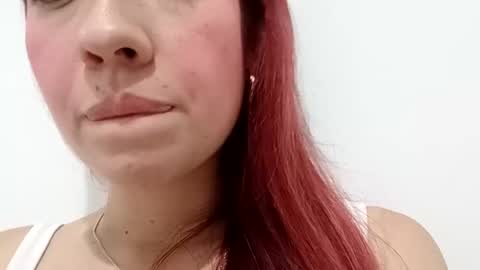 Snapshot of maiarosse_ chatting on February 2025 04:43:01 AM MaiaRosse  online show from February 2025 04:43:01 AM