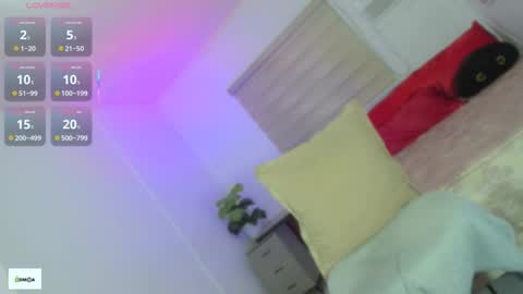 Snapshot of maiashots346 chatting on September 2025 10:12:01 PM MAIA online show from September 2025 10:12:01 PM