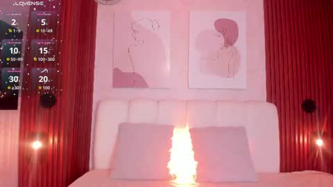 Snapshot of maiasweet_ chatting on June 2026 02:10:02 AM MAIA online show from June 2026 02:10:02 AM