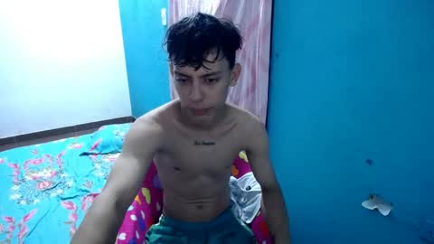 Snapshot of maicol_gomez chatting on April 2026 03:37:02 AM maicol online show from April 2026 03:37:02 AM