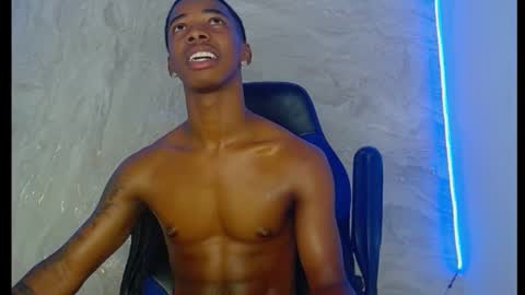 maicoljorda1 online show from September 2025 05:34:01 PM