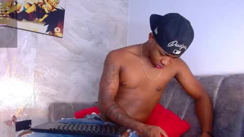 maicoljorda1 online show from February 2026 01:38:01 PM