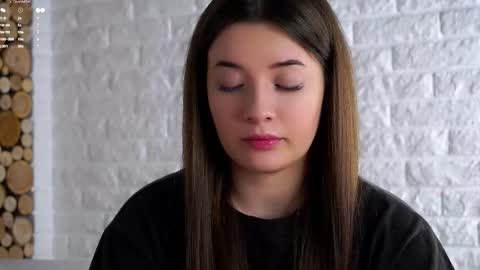 Snapshot of maidabuoy chatting on March 2026 01:10:01 AM Lucy online show from March 2026 01:10:01 AM