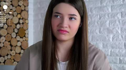 Snapshot of maidabuoy chatting on March 2026 02:16:01 AM Lucy online show from March 2026 02:16:01 AM