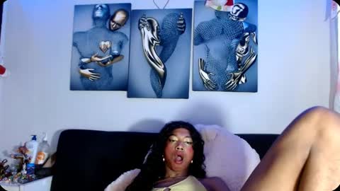 Bella Maidi online show from February 2025 03:31:02 PM