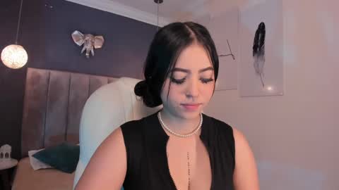 Snapshot of maiiitee_ chatting on December 2024 04:29:02 PM Mait online show from December 2024 04:29:02 PM