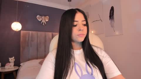 Snapshot of maiiitee_ chatting on January 2025 02:39:01 PM Mait online show from January 2025 02:39:01 PM