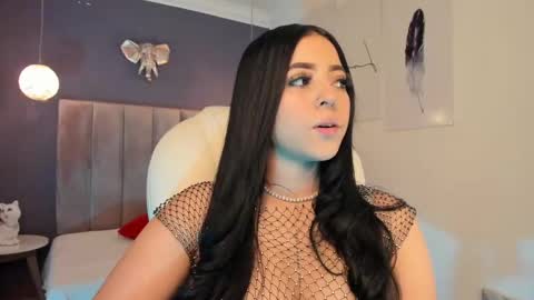 Snapshot of maiiitee_ chatting on February 2025 12:39:01 AM Mait online show from February 2025 12:39:01 AM