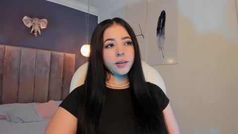 Snapshot of maiiitee_ chatting on March 2025 06:00:02 PM Mait online show from March 2025 06:00:02 PM