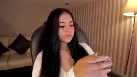 Snapshot of maiiitee_ chatting on October 2025 02:08:02 AM Mait online show from October 2025 02:08:02 AM