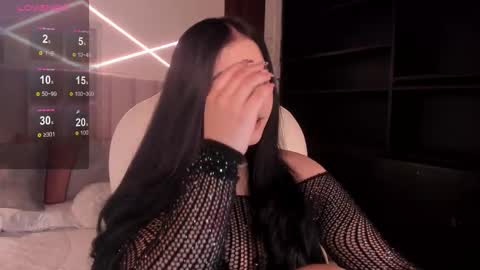 Snapshot of maiiitee_ chatting on December 2025 06:27:02 PM Mait online show from December 2025 06:27:02 PM